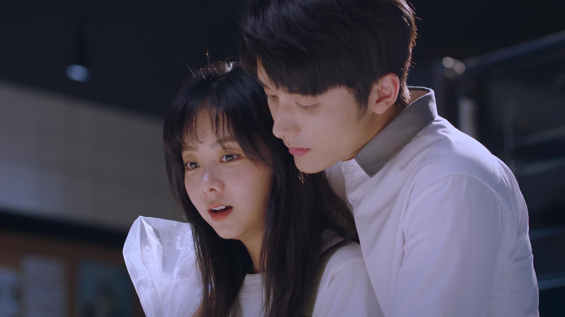 ダイヤオ、リウジエ、チャンチェン（中国新世代三人娘）の「北京情話 」 ダイヤオ、リウジエ、チャンチェン（中国新世代三人娘）の「北京情話 」